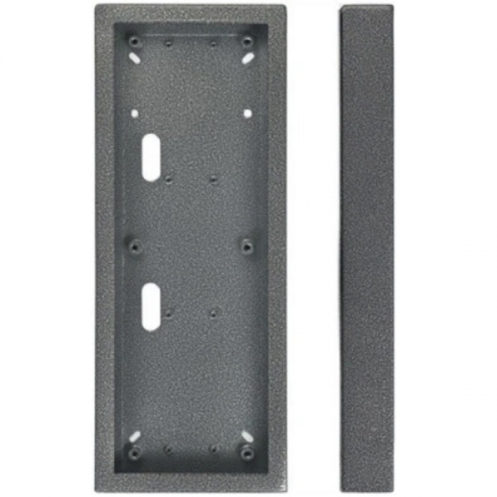 Krabice montážní nad omítku KARAT tři moduly vertikální barva antika stříbrná